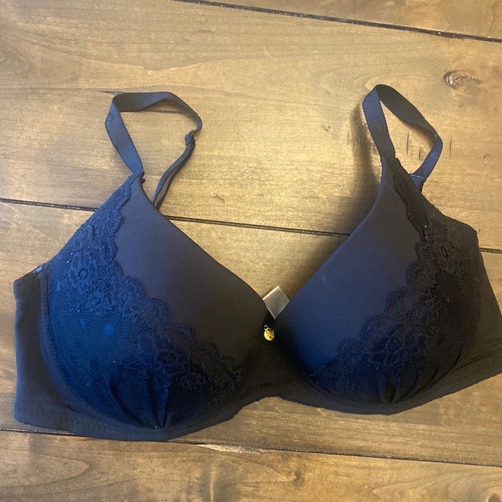 Adrienne Vittadini black full coverage bra underwire lace size 38DD